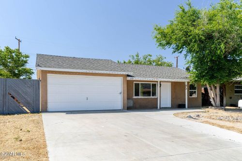 232 E Avenue P5, Palmdale, CA, 93550 | Card Image