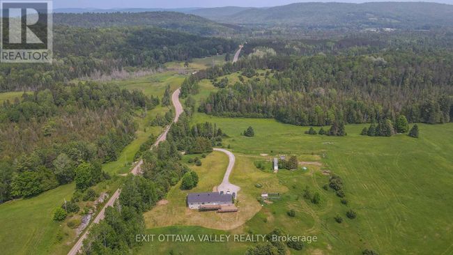 2112 Schutt Rd, House other with 3 bedrooms, 3 bathrooms and 6 parking in Palmer Rapids ON | Image 42