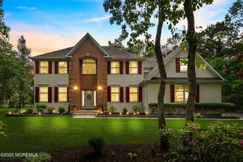 2 Kyle Ct, Jackson, NJ, 08527-3353 | Card Image
