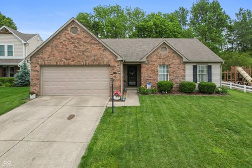 3902 Cherry Blossom Boulevard, Indianapolis, IN, 46237 | Card Image