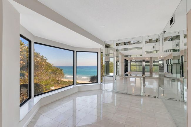 APT-4C - 4605 S Ocean Blvd, Condo with 3 bedrooms, 3 bathrooms and null parking in Highland Beach FL | Image 9