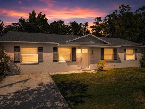 624 W New York Ave, Lake Helen, FL, 32744-2306 | Card Image