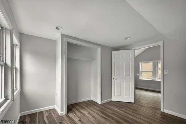 27 Berkeley Pl, Home with 7 bedrooms, 3 bathrooms and null parking in Bloomfield NJ | Image 44