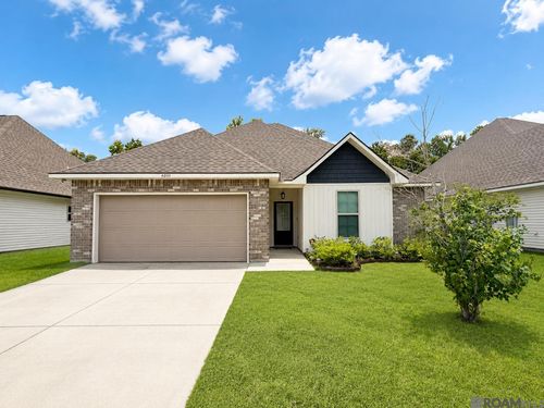 40111 Trace Ave, Prairieville, LA, 70769-5595 | Card Image
