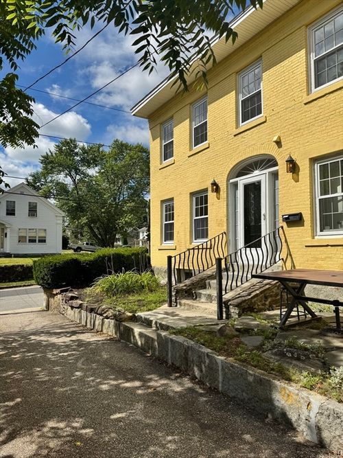 2-22 School St, Southbridge, MA, 01550-1720 | Card Image