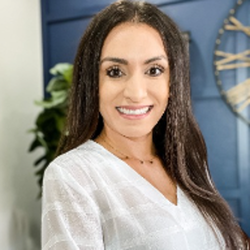 Janet Cerros