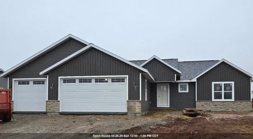 1765 Loyal Drive, NEENAH, WI, 54956 | Card Image