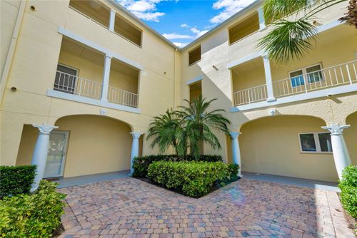 apt-105-5065 Harmony Cir, Vero Beach, FL, 32967-7220 | Card Image