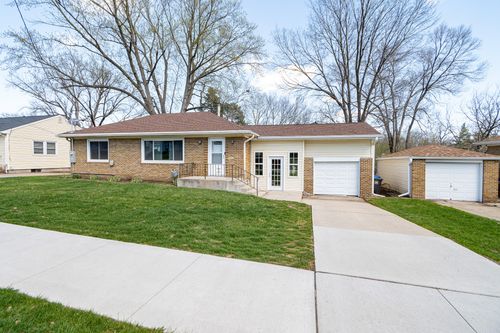 1417 62nd St, Des Moines, IA, 50311-1941 | Card Image