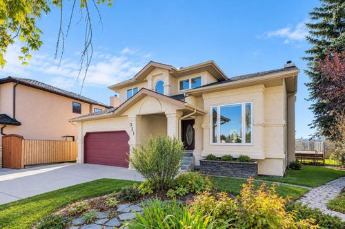 331 Wood Valley Bay Sw, Calgary, AB, T2W5Y6 | Card Image