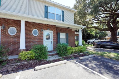 1905 Cottage Grove Ln, Niceville, FL, 32578-3274 | Card Image