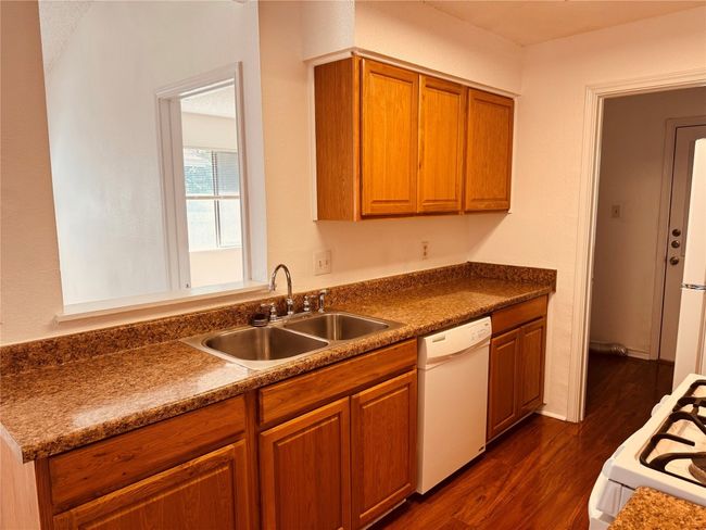 1917 Margalene Way, Home with 3 bedrooms, 2 bathrooms and 2 parking in Austin TX | Image 22
