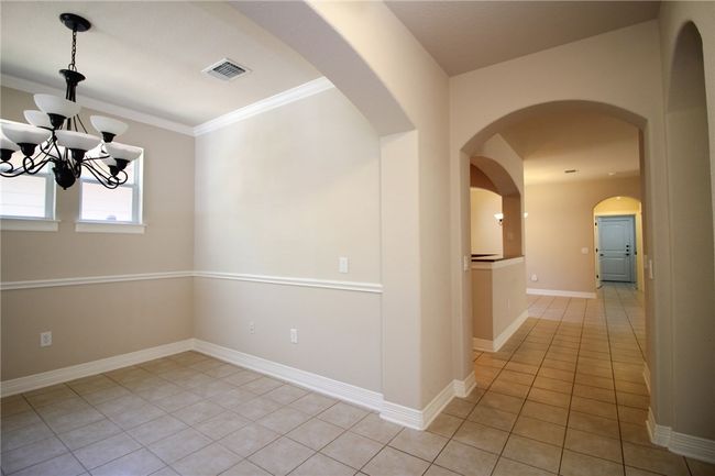 Clean, well-maintained home. Pride in ownership. | Image 8