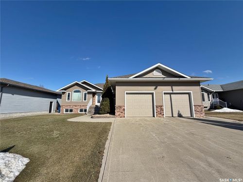123 Heritage Pl, Moosomin, SK, S0G3N0 | Card Image