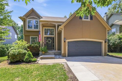 14559 W 152nd Ter, Olathe, KS, 66062-3391 | Card Image