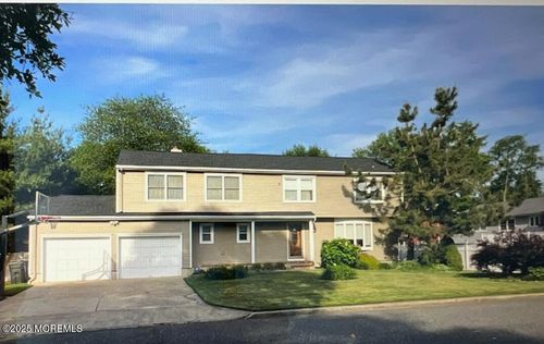1703 Melville St, Oakhurst, NJ, 07755-2915 | Card Image