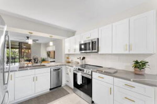 204-11230 Green Lake Dr, Boynton Beach, FL, 33437-1474 | Card Image