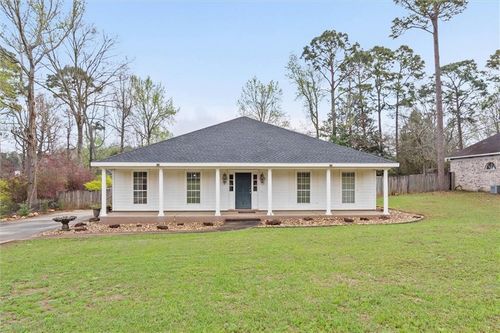 8210 Junior Rd, Mobile, AL, 36695-8559 | Card Image
