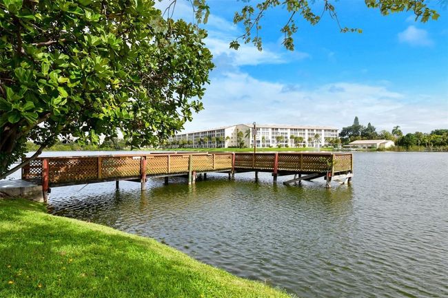 K109 - 3516 Lake Bayshore Dr, Condo with 2 bedrooms, 2 bathrooms and null parking in BRADENTON FL | Image 65