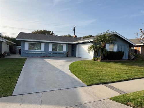 15381 Cambay Ln, Huntington Beach, CA, 92649-1227 | Card Image