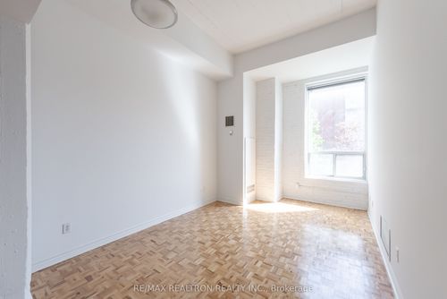 319-1407 Dupont St, Toronto, ON, M6H4J7 | Card Image