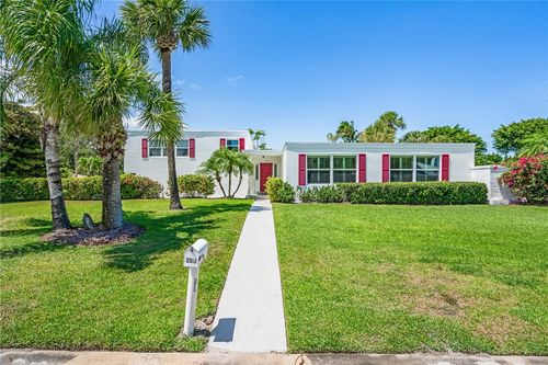 940 Lantern Ln, Vero Beach, FL, 32963-3036 | Card Image
