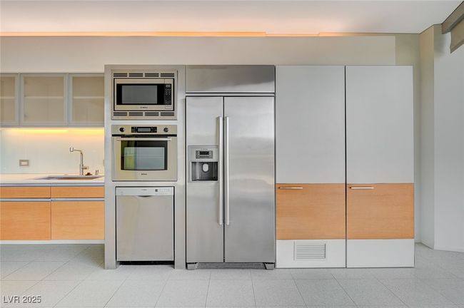 UNIT-1412 - 3722 Las Vegas Blvd S, Condo with 1 bedrooms, 1 bathrooms and null parking in Las Vegas NV | Image 14