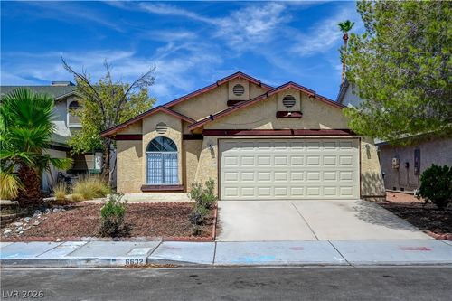 6632 Wheelbarrow Peak Dr, Las Vegas, NV, 89108-5742 | Card Image