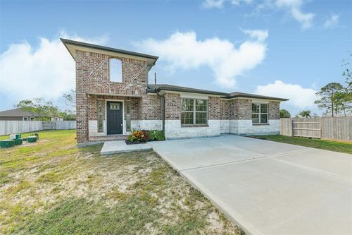 6714 Scott Street, Liverpool, TX, 77577 | Card Image