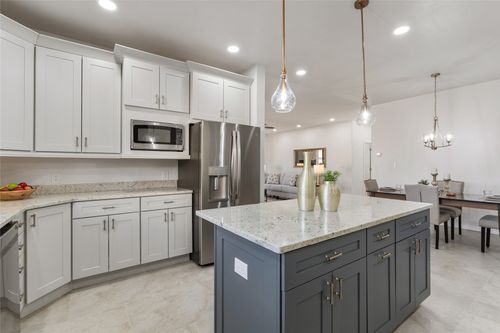 220 Grand Canyon Dr, White Rock, NM, 87547-3654 | Card Image