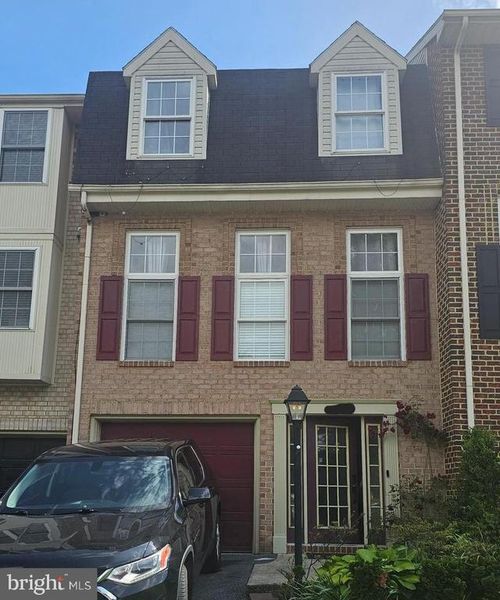 1261 Lindsay Ln, HAGERSTOWN, MD, 21742-4619 | Card Image