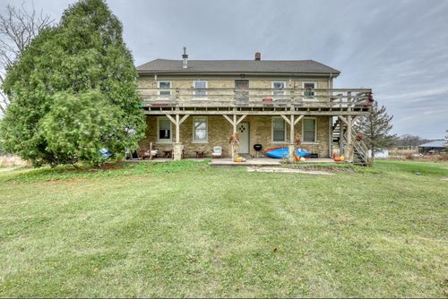 W2546 Roosevelt Road, ASHIPPUN, WI, 53036 | Card Image