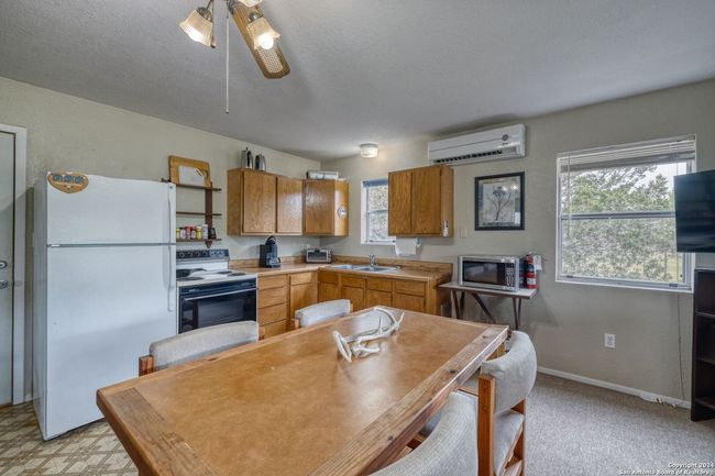 24 Weston Rd, House other with 1 bedrooms, 1 bathrooms and null parking in Leakey TX | Image 12