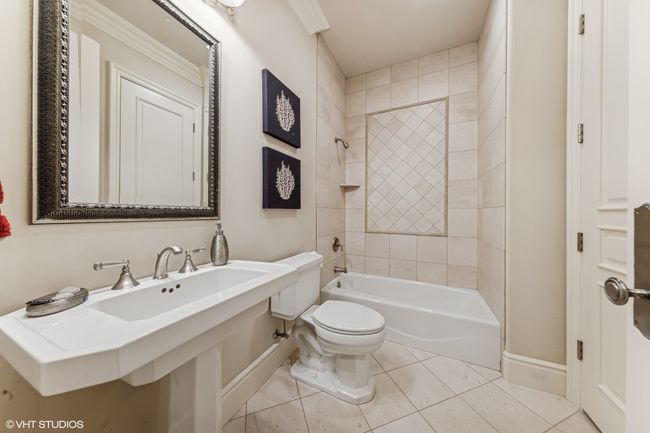 15W280 Plainfield Rd, House other with 6 bedrooms, 8 bathrooms and 3 parking in Burr Ridge IL | Image 13