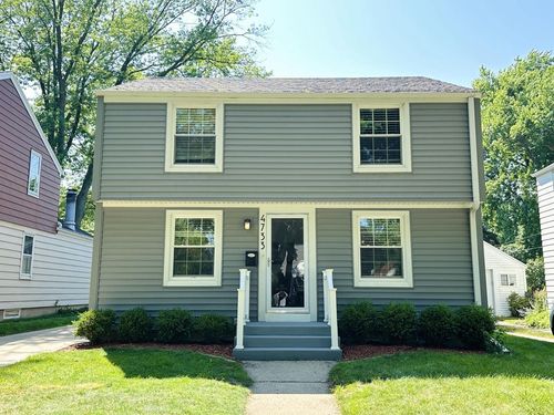 4733 N Diversey Boulevard, Whitefish Bay, WI, 53211 | Card Image