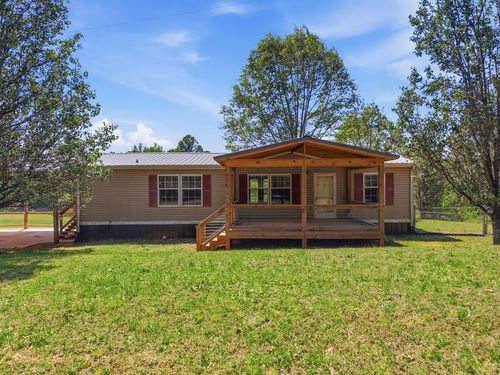 611 Farmer Rd, Quebeck, TN, 38579-2048 | Card Image