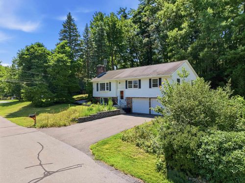 50 Catalina Ln, Nashua, NH, 03064-1115 | Card Image