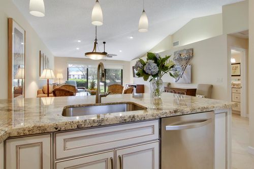 820 Club Dr, Palm Beach Gardens, FL, 33418-7056 | Card Image