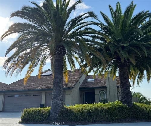 1990 Willowbrook Dr, Oceanside, CA, 92056-2515 | Card Image