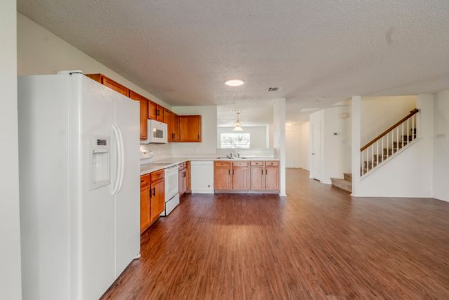 921 Rock Dove Cir, House other with 3 bedrooms, 3 bathrooms and null parking in Saginaw TX | Image 5