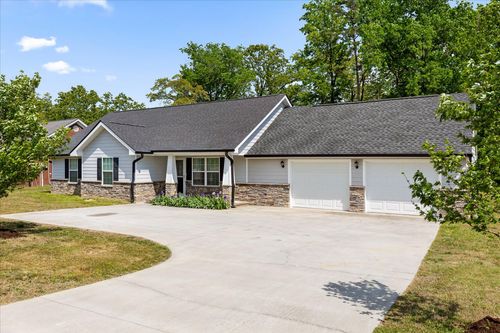 8410 Hixson Pike, Hixson, TN, 37343-1558 | Card Image