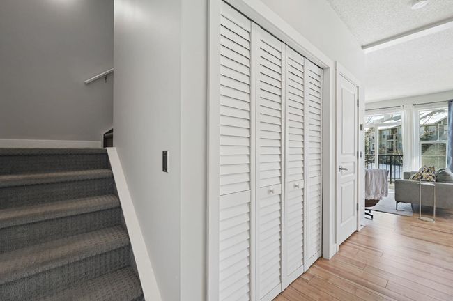 2205 - 211 Aspen Stone Blvd Sw, Condo with 2 bedrooms, 3 bathrooms and 1 parking in Calgary AB | Image 17