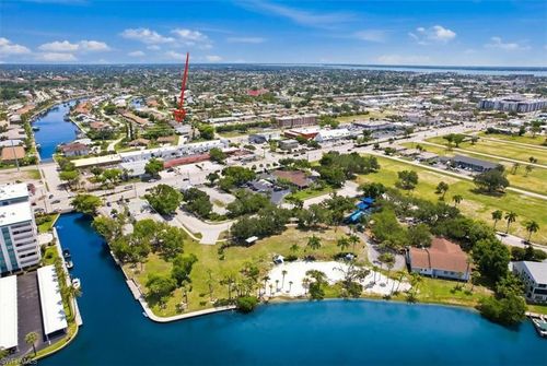 c-4704 Se 6th Ave, Cape Coral, FL, 33904-5552 | Card Image
