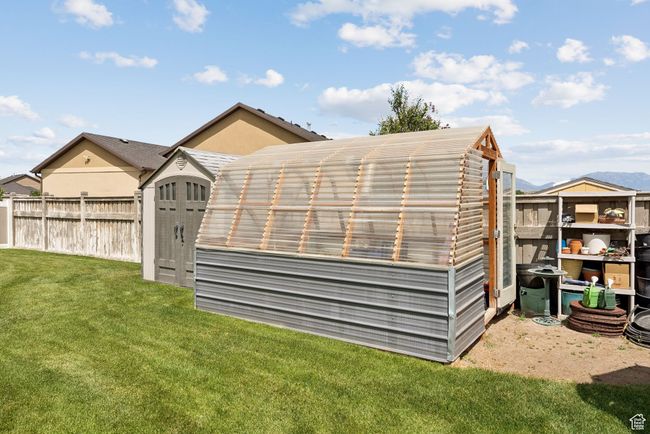 View of greenhouse | Image 46