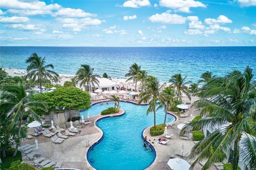 2010-18001 Collins Ave, Sunny Isles Beach, FL, 33160-2722 | Card Image