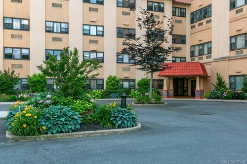 apt-406-185 W Park Ave, Long Beach, NY, 11561-3330 | Card Image