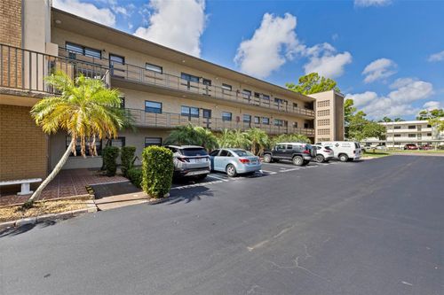 204-5975 Terrace Park Dr N, ST PETERSBURG, FL, 33709-1173 | Card Image