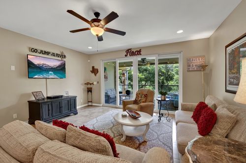 apt-305-540 River Run, New Braunfels, TX, 78132-2161 | Card Image