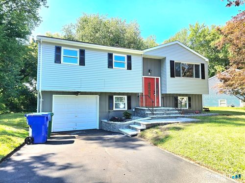 1 Jaybee Dr, Bloomfield, CT, 06002-2707 | Card Image