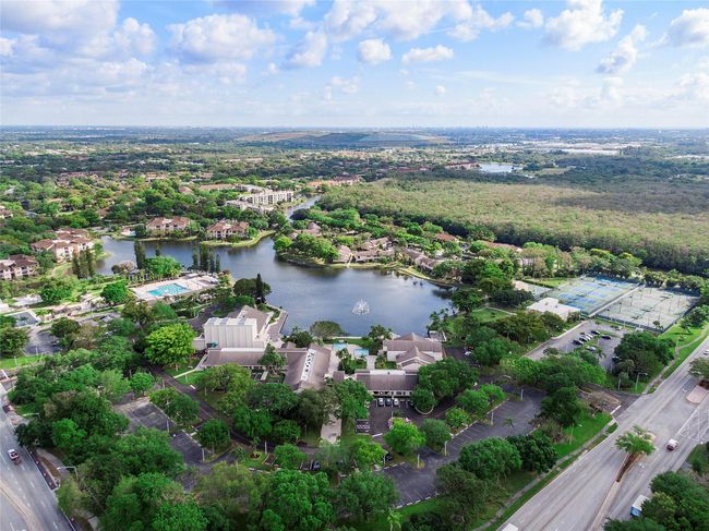 4306 Carambola Cir N, Townhouse with 2 bedrooms, 3 bathrooms and null parking in Coconut Creek FL | Image 52
